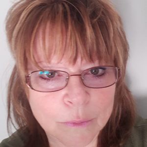 Meet your Posher, Janet